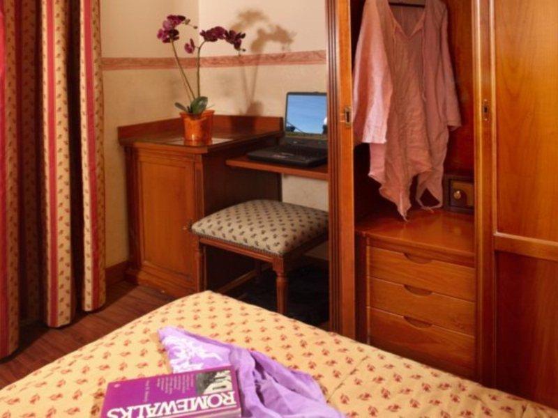 Hotel Alessandrino Рим Екстериор снимка