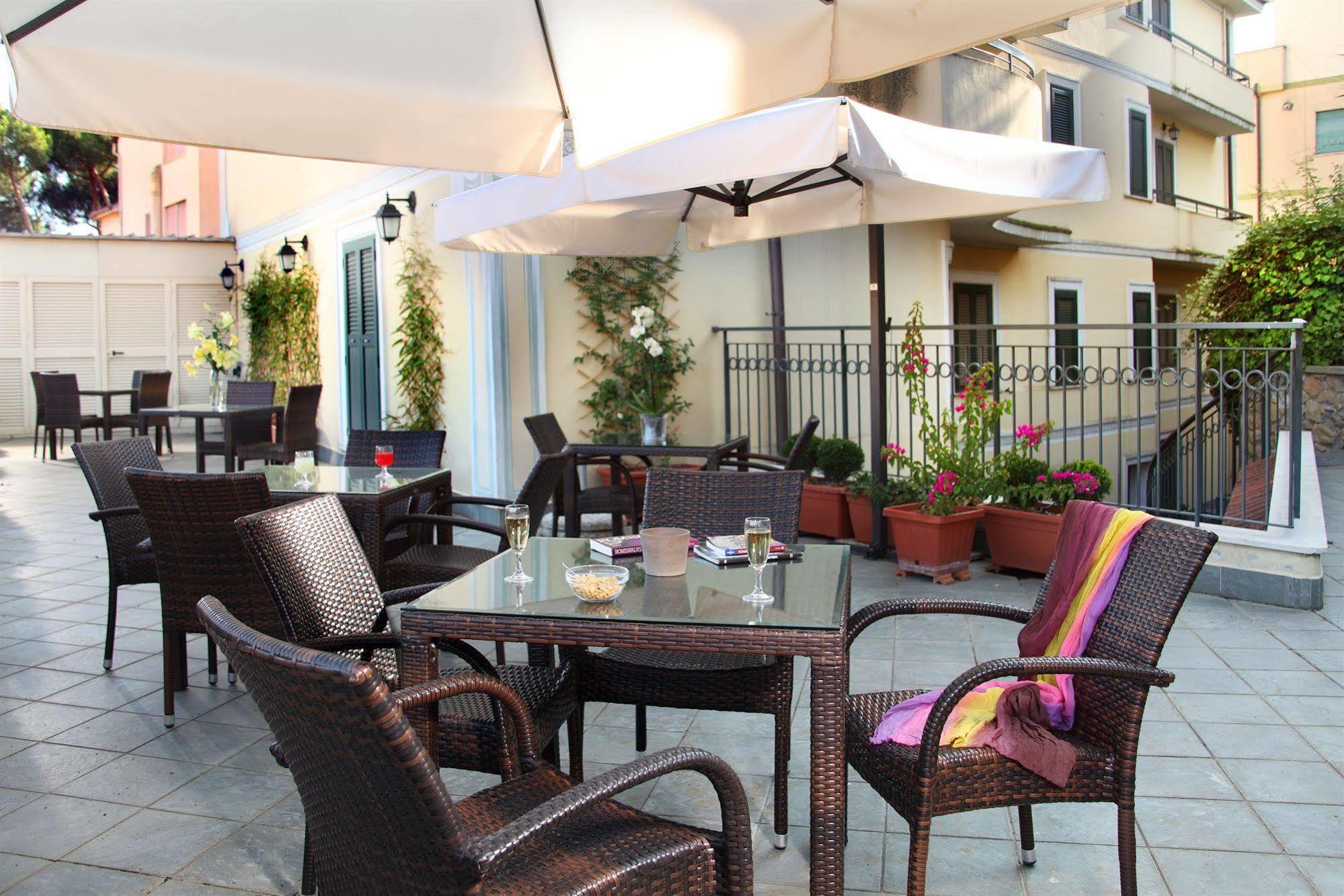 Hotel Alessandrino Рим Екстериор снимка